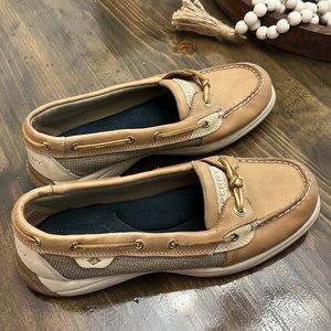 Women’s sperry